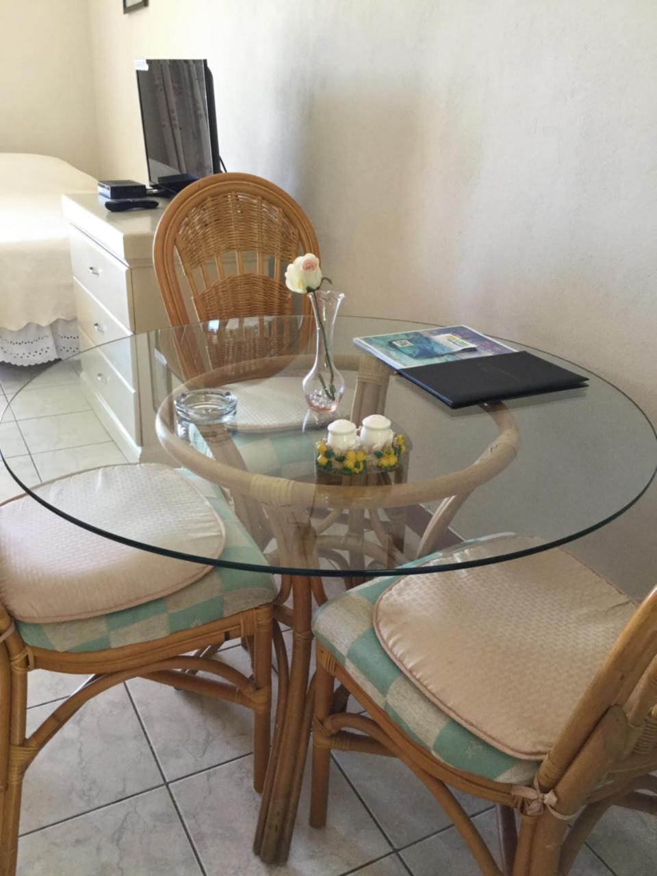 Rosewood Apartment Hotel Arnos Vale Ngoại thất bức ảnh